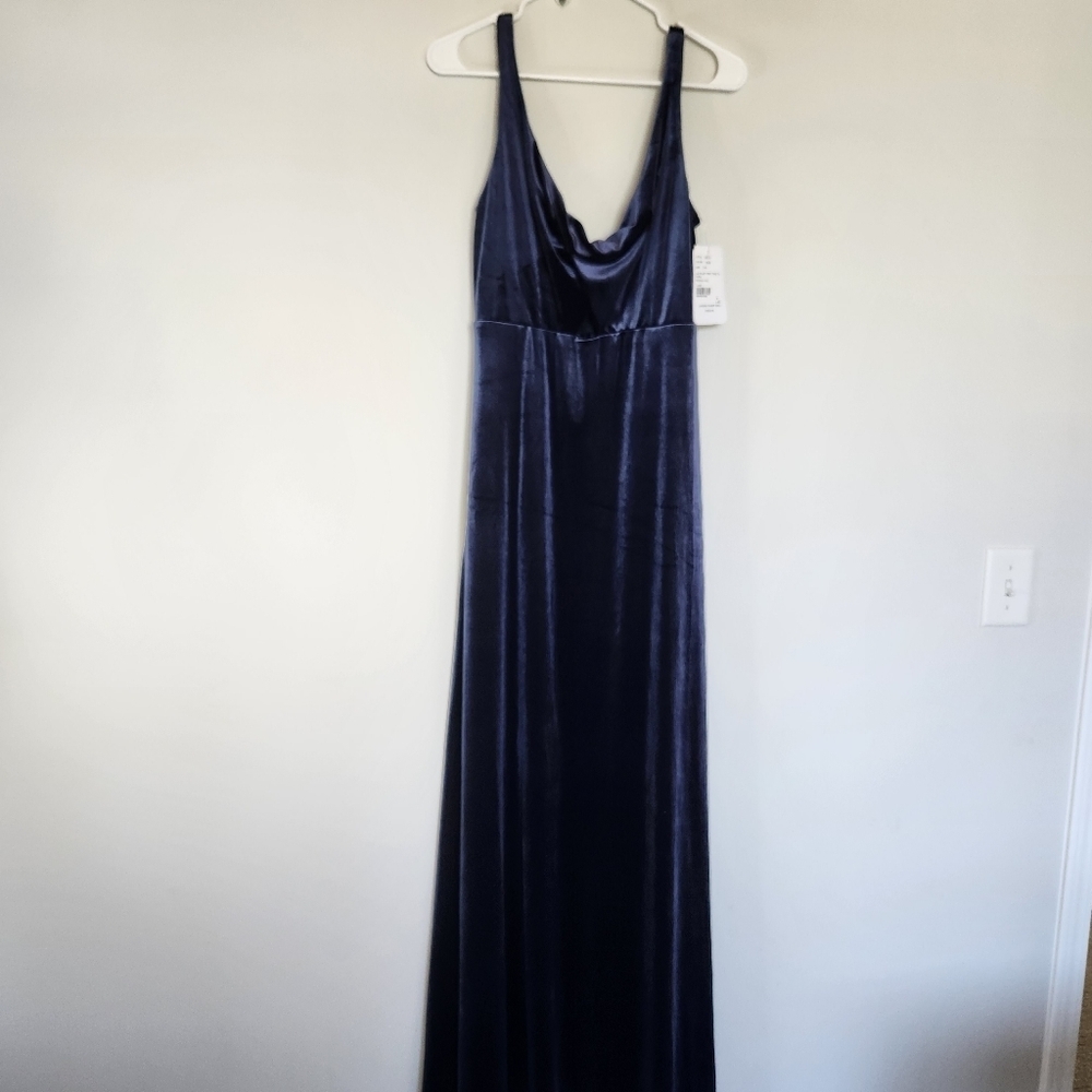 Lovely Navy Velvet front twist fl dress, NWT, Size 8 - Picture 4 of 11